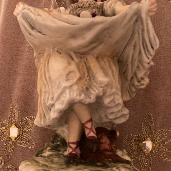 Lefton China Vintage Hand Painted Bisque Porcelain Young Lady Figurine - Picture 4 of 9